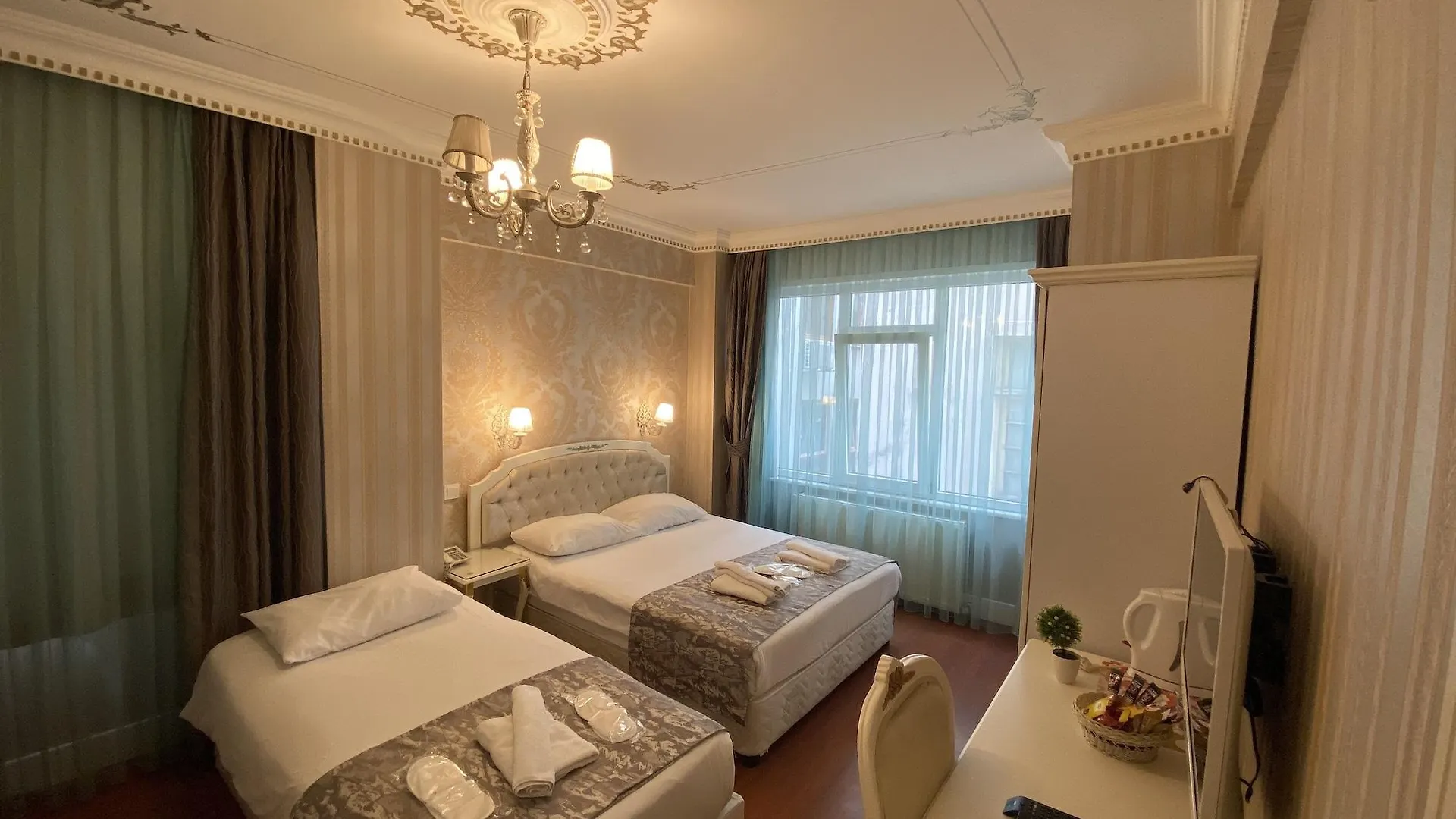 Alyon Hotel Taksim Istanbul