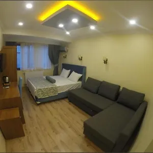 Riverland Стамбул