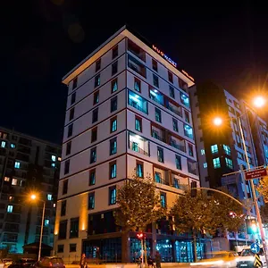 4* Otel Mugwort &