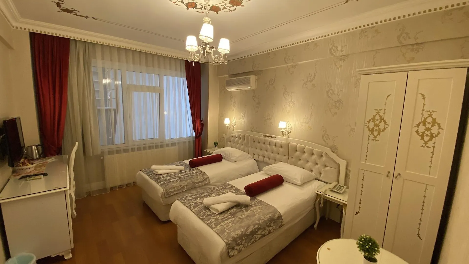 Alyon Hotel Taksim Istanbul 3*,