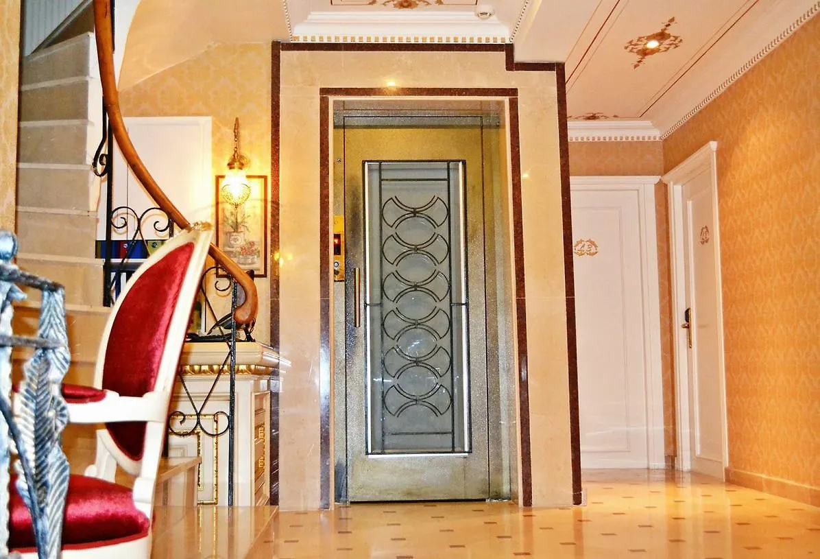 Alyon Hotel Taksim Istanbul